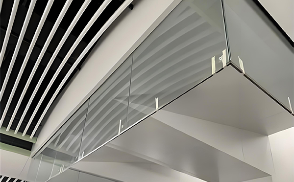 玉树玻璃挡烟垂壁