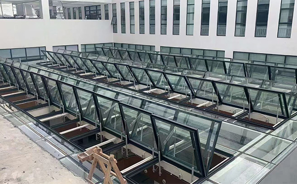 百安科技有限公司近期玉树排烟窗项目案例分享 百安科技有限公司近期玉树排烟窗项目案例分享